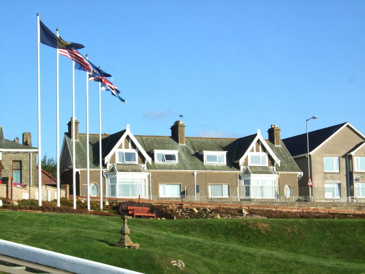 Links Lodge Lossiemouth Exterior photo